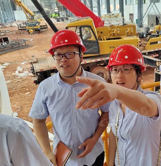 桂林鴻程老總?cè)輻潎偛糜H征‘客戶零距離 共創(chuàng)新未來’服務活動