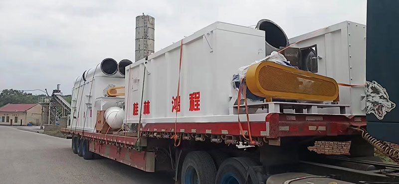 湖南某老板訂購時產(chǎn)十五噸氫氧化鈣生產(chǎn)線貨物到場剪影！