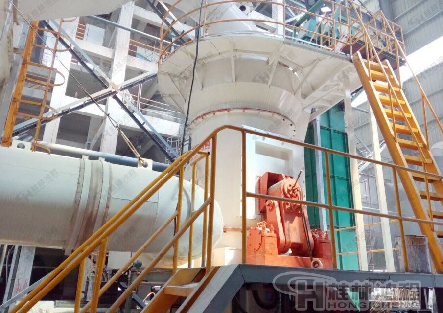 白云石磨粉機，灰?guī)r磨粉機，粘土磨粉機,電石粉磨機,礦粉立磨生產線