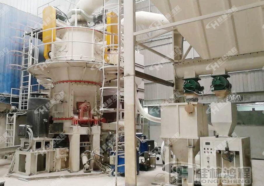 桂林鴻程重鈣微粉磨-超細(xì)磨粉設(shè)備-HLMX1100超細(xì)立式磨粉機(jī)