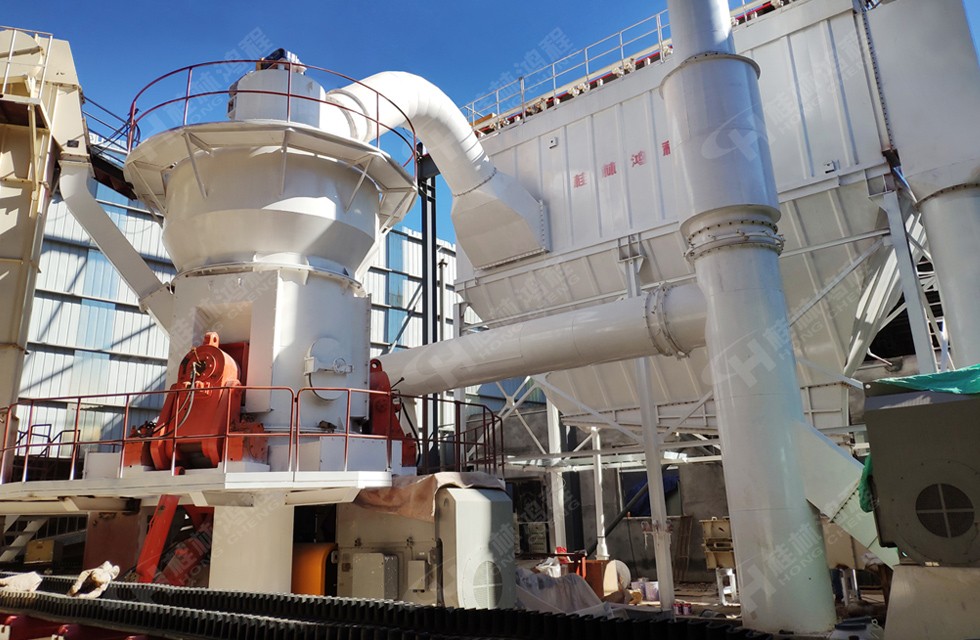 打礦石粉機器多少錢一臺？立式磨機設備-桂林鴻程HLM立式磨粉機 ，價格在上百萬以上