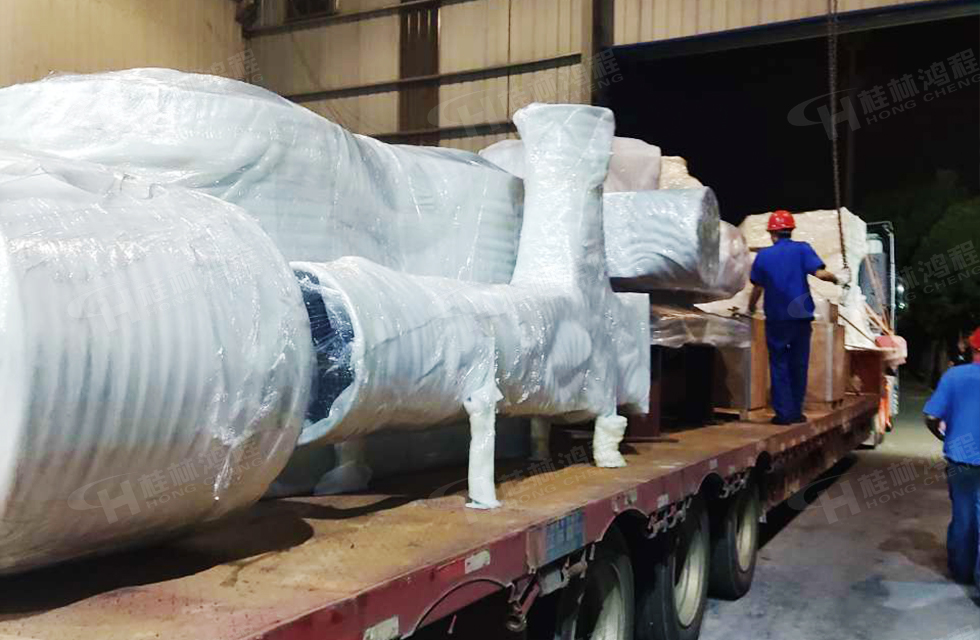 【發(fā)貨】海內(nèi)外訂單火爆，大批鴻程設(shè)備奔赴全球！